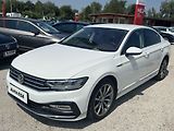 Volkswagen Passat (2019) 2.0TSi, 2.maj,ČR, DSG, LED - náhled 2