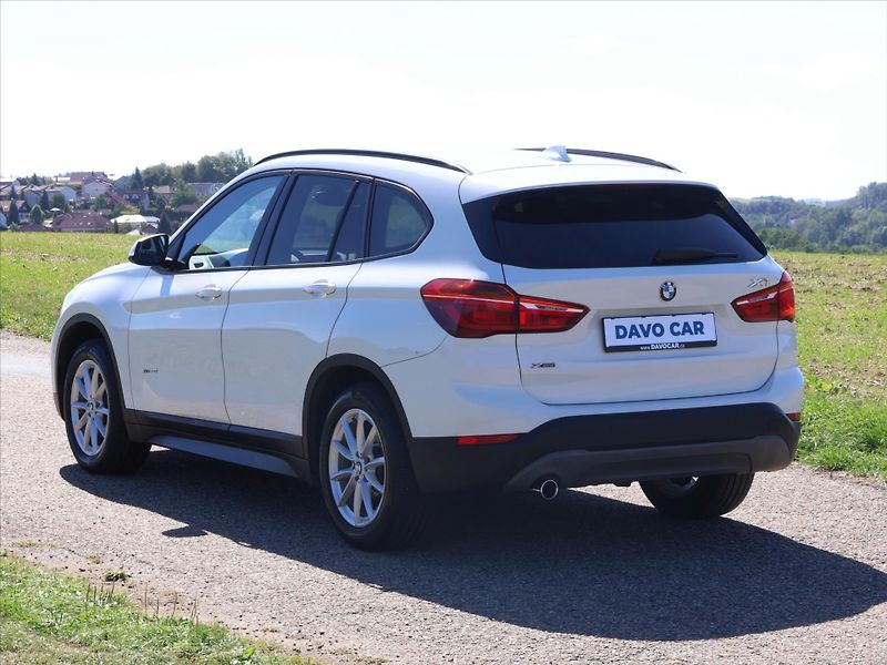 BMW X1 2.0 18d  xD Aut CZ Advantage - fotka 5 z 31