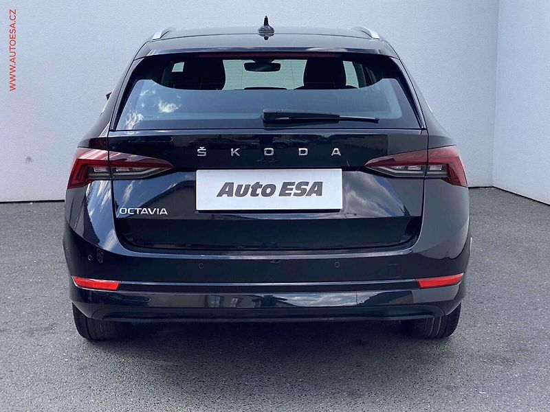 Škoda Octavia (2023) 2.0 TDI, Style, DSG, TZ, - fotka 5 z 21