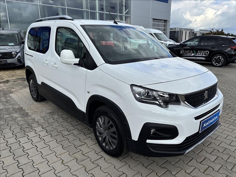 Peugeot Rifter 1,5 Bluehdi 75kW Allure - fotka 7 z 39