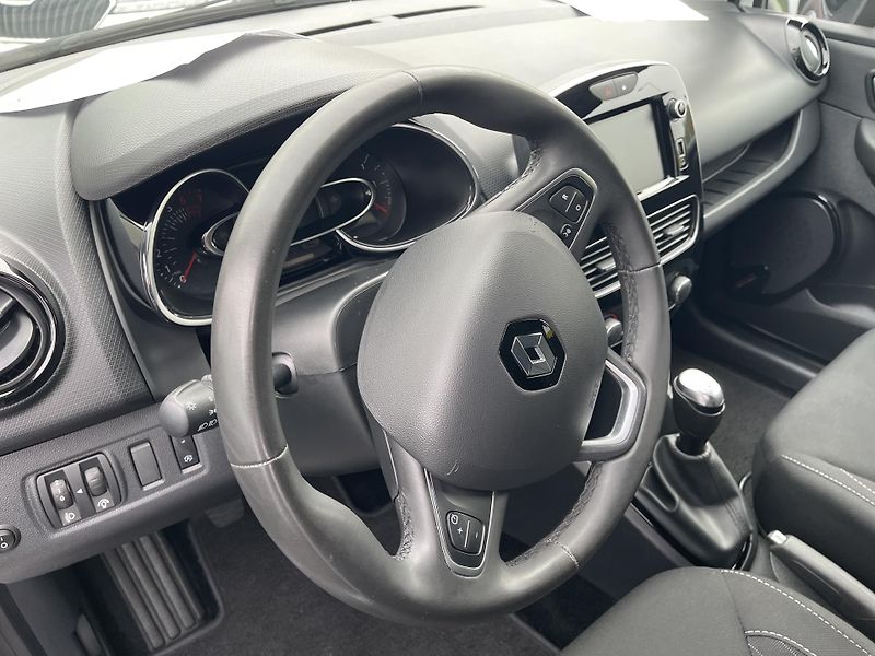 Renault Clio 0,9TCe 90Ps! LIMIT-NAVI-DPH-ČR - fotka 28 z 45