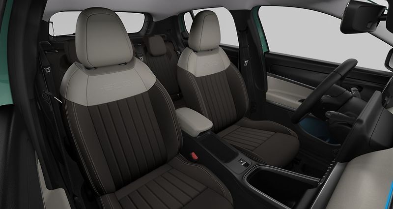 Fiat 600 (2026) 1.2 Turbo Hybrid 145k MHEV eDC - fotka 5 z 5