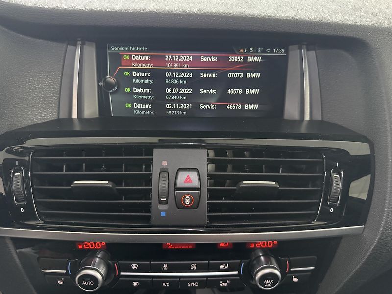 BMW X4 (2017) X4 M40i xDrive HARMAN KARDON - fotka 33 z 35