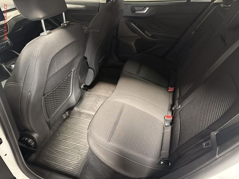 Ford Focus (2022) 1.5TDCi, 1.maj,ČR, AT, LED - fotka 12 z 19