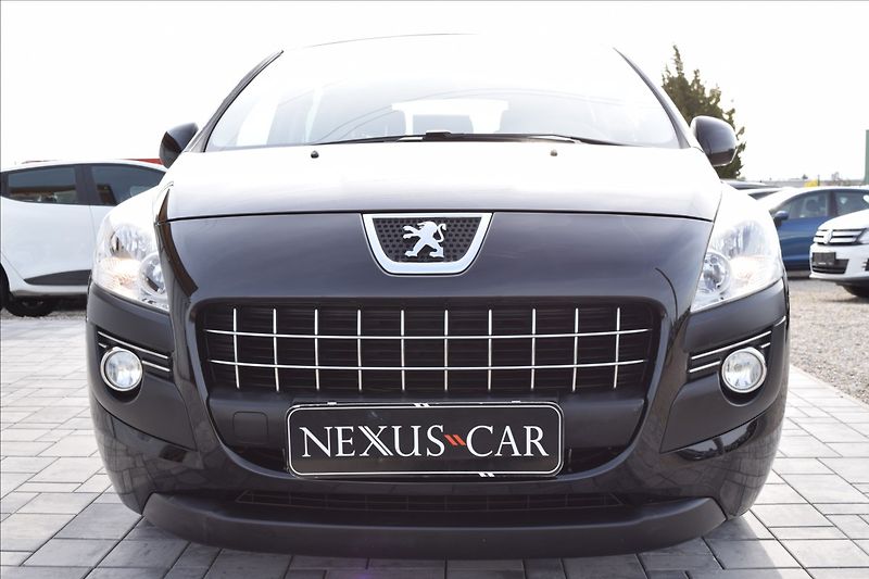 Peugeot 3008 1,6 i 88KW ALU NAVI PANORAMA - fotka 2 z 50