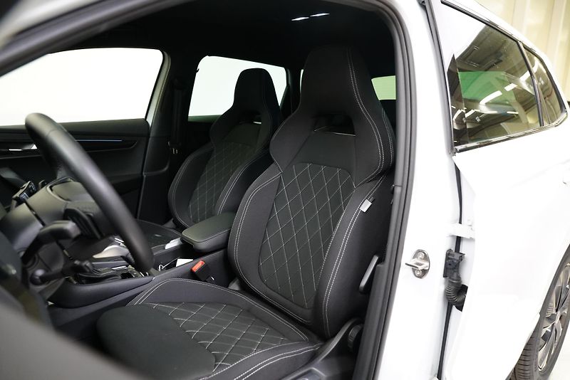 Škoda Karoq - fotka 11 z 28