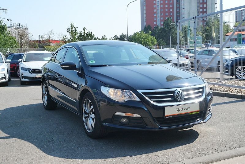 Volkswagen Passat CC - fotka 3 z 6