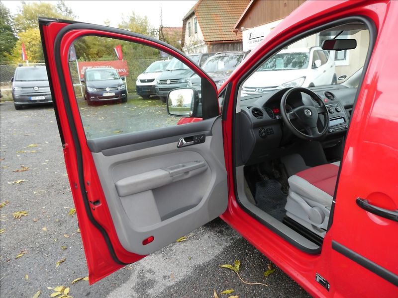 Volkswagen Caddy 1,4 i 59kW závěs, LIFE - fotka 16 z 35