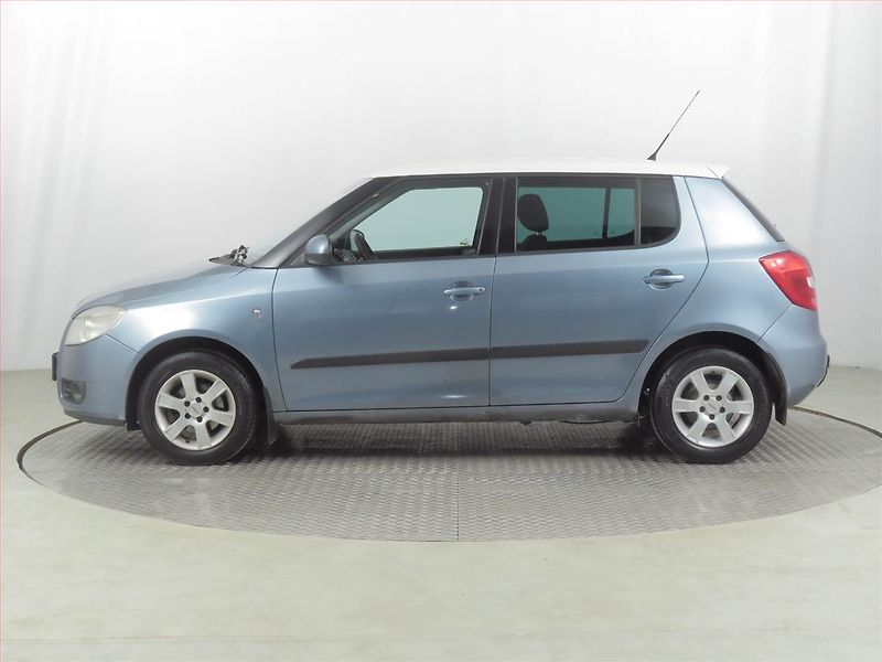 Škoda Fabia (2008) 1.2 12V, Serv.kniha, po STK - fotka 3 z 16