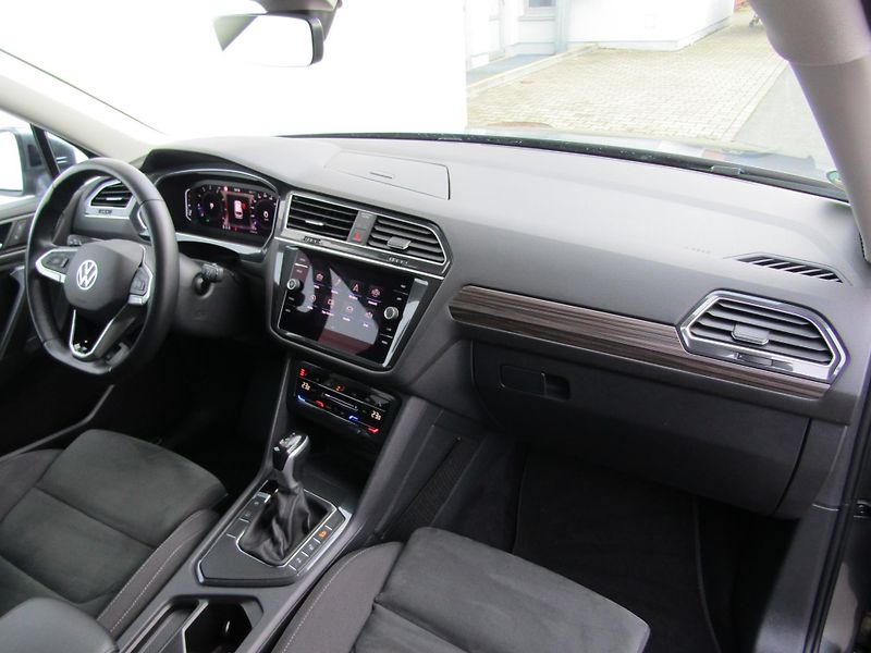 Volkswagen Tiguan (2022) Life 1,5 TSI DSG 110KW - fotka 20 z 30