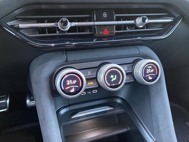 Škoda Kodiaq 2,0 TSI 195 kW RS 4x4 DSG - fotka 25 z 30