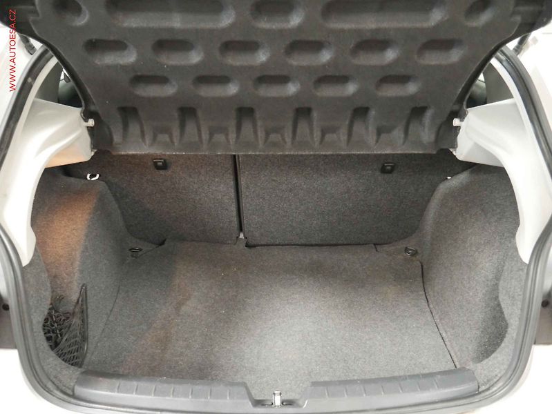 Seat Ibiza (2016) 1.2 TSi, 1.maj,ČR, AC - fotka 7 z 15