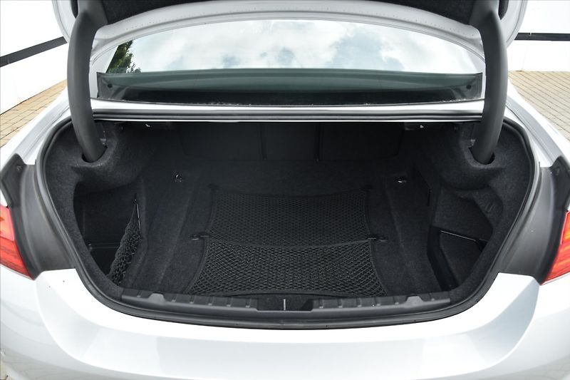 BMW Řada 4 428i xDrive 180kW M PAKET ČR - fotka 12 z 27