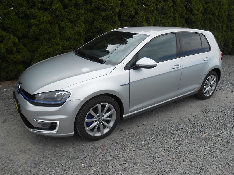 Volkswagen Golf GTE,PLUG-inHybrid,72TKm! - fotka 33 z 40