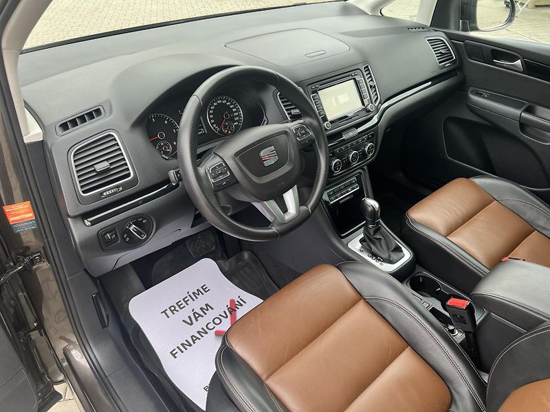 Seat Alhambra (2014) 2,0TDi DSG Style MAX VÝBAVA!!! - fotka 27 z 77
