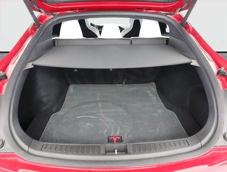 Tesla Model S (2019) P100D Ludicrous, SoH 91% - fotka 23 z 26