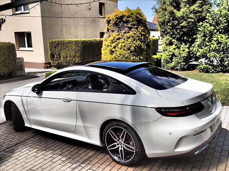 Mercedes-Benz Třídy E 4 MATIC 1.maj ČR DPH,59TKM - fotka 7 z 53