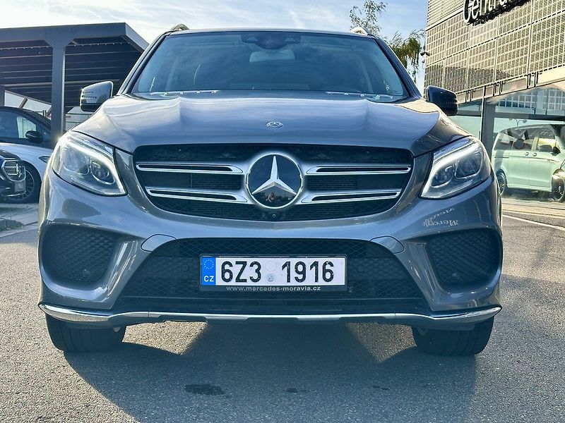 Mercedes-Benz GLE (2018) 400 4MATIC - fotka 8 z 32