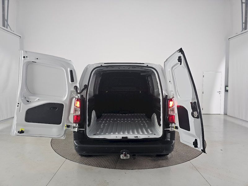 Toyota ProAce City (2024) 1.5D LONG ACTIVE MULTIMEDIA TA - fotka 29 z 29