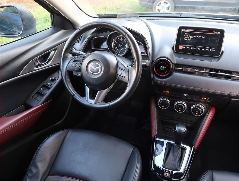Mazda CX-3 (2015) Revolution TOP 2.0 Skyactiv-G - fotka 7 z 22