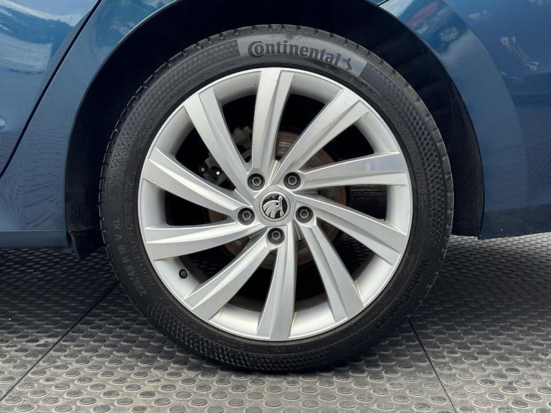 Škoda Octavia (2021) IV 1.5TSi MAN, Style Kessy DPH - fotka 41 z 44