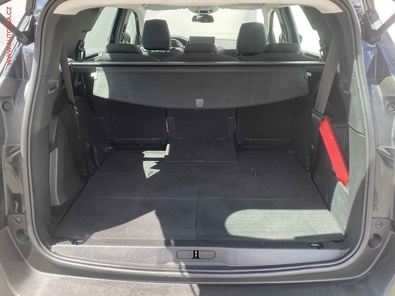 Peugeot 5008 (2021) 1.5 HDi, Active, AT, navi, TZ - fotka 7 z 18
