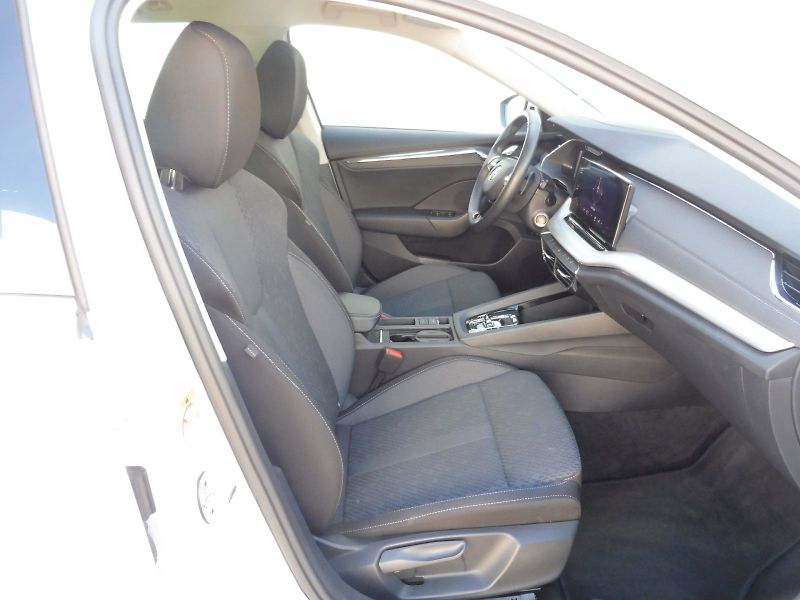 Škoda Octavia (2023) Combi Style 2,0 TDI 110kW DSG - fotka 9 z 30