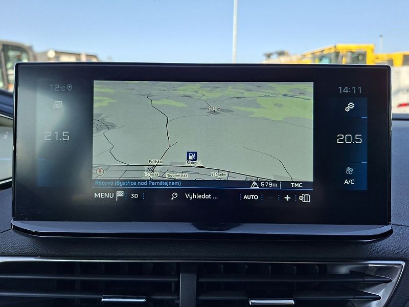 Peugeot 3008 ALLURE 1,2 PT 130k M6 - fotka 21 z 28