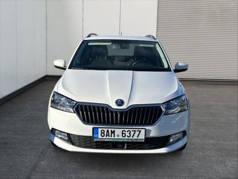 Škoda Fabia 1,0 TSI 70 Ambition - fotka 2 z 11