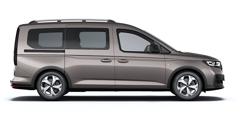Ford Tourneo Connect (2026) Active, Grand Tourneo, 2.0 Eco - fotka 8 z 9