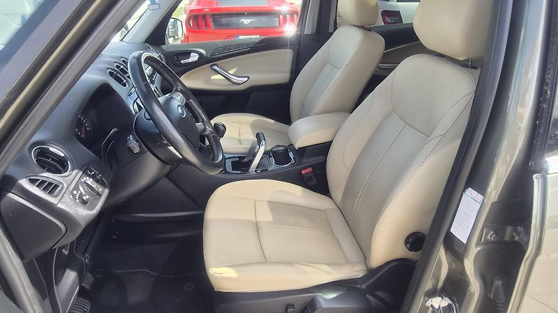 Ford Galaxy  1.6i Turbo - Titanium 7míst - fotka 11 z 25