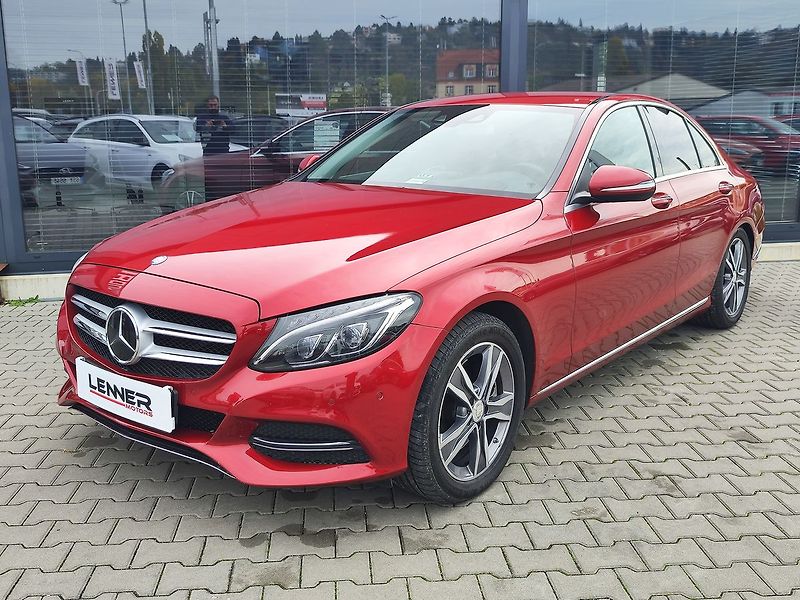 Mercedes-Benz Třídy C 250d/150kW 4MATIC AT - fotka 1 z 36