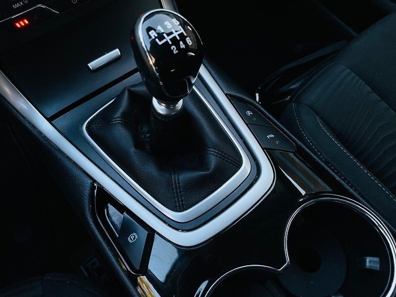 Ford S-MAX 2.0TDCi MANUÁL SERVISKA TAŽNÉ - fotka 39 z 46