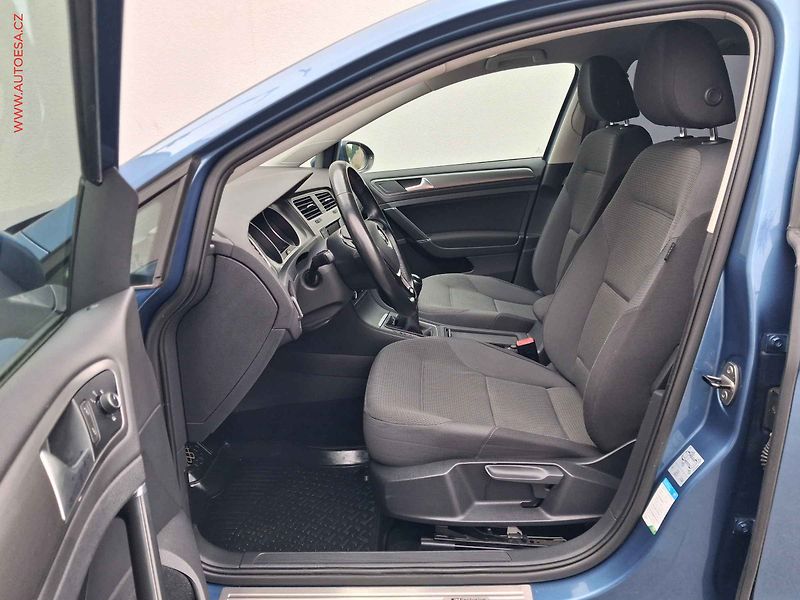 Volkswagen Golf (2012) 1.4 TSi VII, Comfortline - fotka 9 z 17