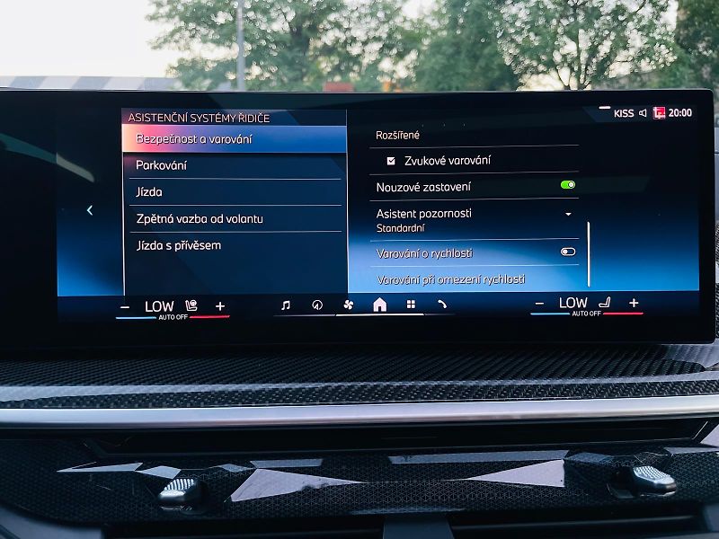 BMW X6 40D MSPORT 4x4 SERVISKA TAŽNÉ - fotka 40 z 58