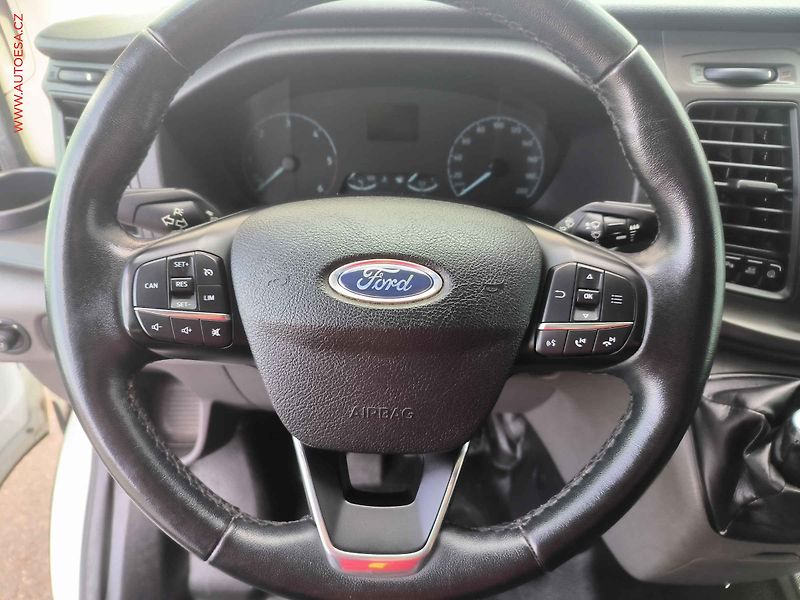 Ford Transit (2021) 2.0TDCi L3H3 6míst, Trend - fotka 16 z 19