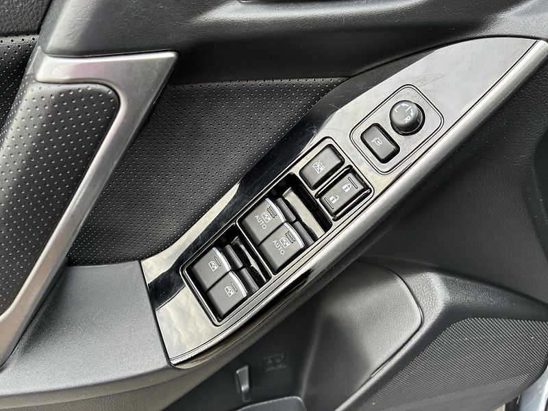 Subaru Forester (2019) 2,0i CVT Comfort * ZÁRUKA * - fotka 8 z 17