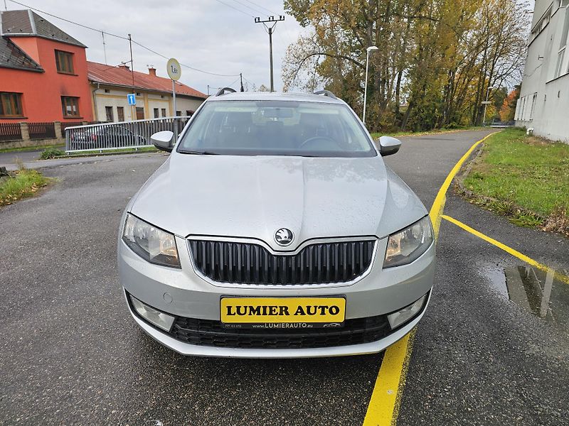 Škoda Octavia (2015) 3 1.6TDI TAŽNÉ  - fotka 8 z 17
