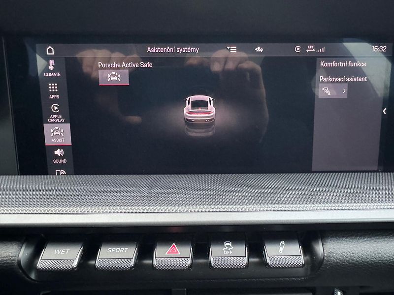Porsche 911 (2020) Approved BOSE Střecha 20/21