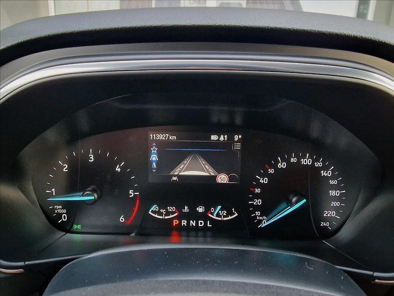 Ford Focus 1.5TDCI Titanium,ČR,1.Majitel - fotka 22 z 46