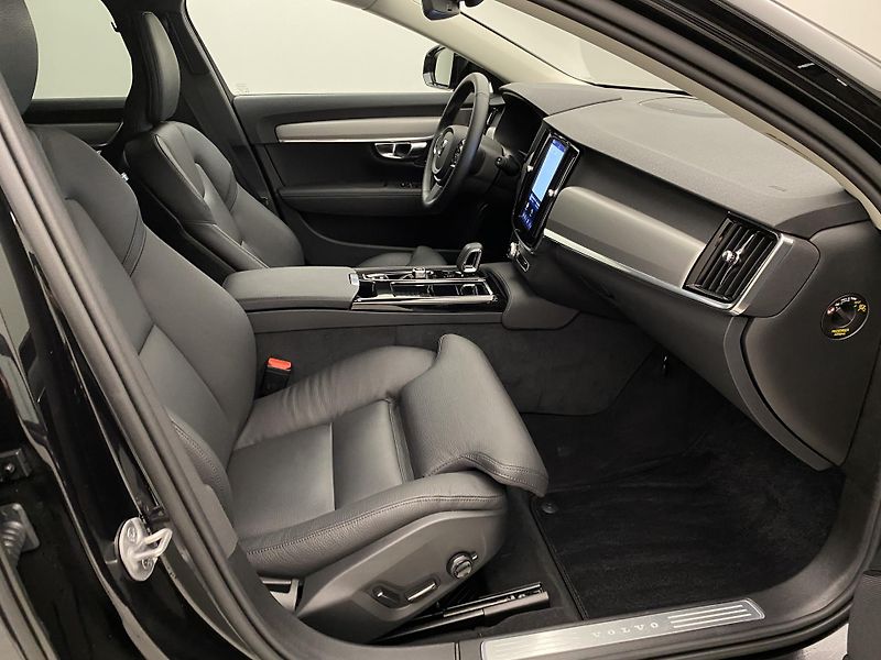 Volvo V90 T6 AWD PLUG-IN DARK PLUS AUT - fotka 24 z 59