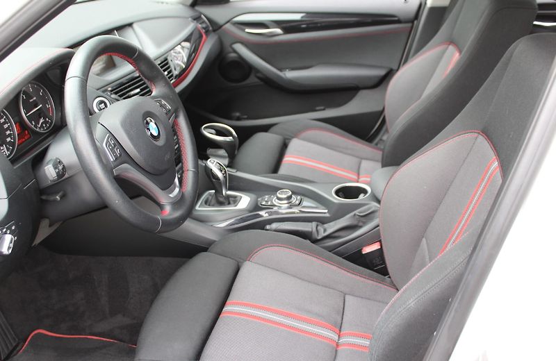 BMW X1 xDrive18d, CZ, 1. majitel - fotka 12 z 20