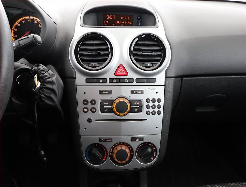 Opel Corsa (2015) 1.2, ČR,1.maj, Serv.kniha - fotka 10 z 15