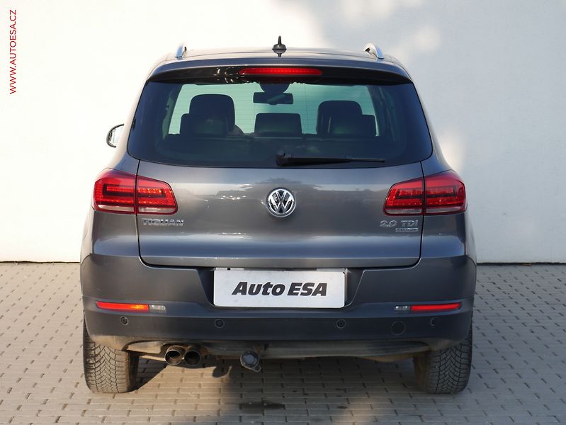 Volkswagen Tiguan (2014) 2.0 TDi 4x4, 1.maj, Navi - fotka 5 z 21