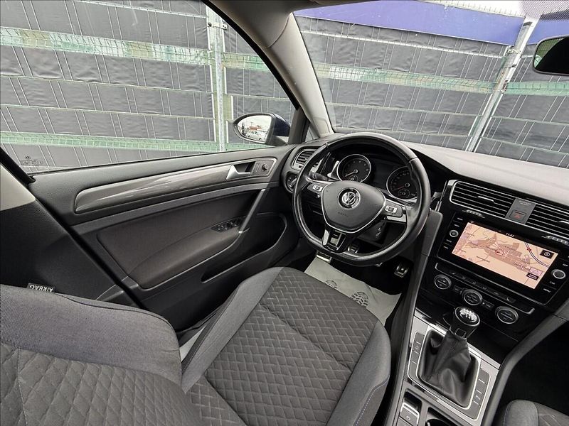Volkswagen Golf VII 1.0 TSI Join - fotka 8 z 21