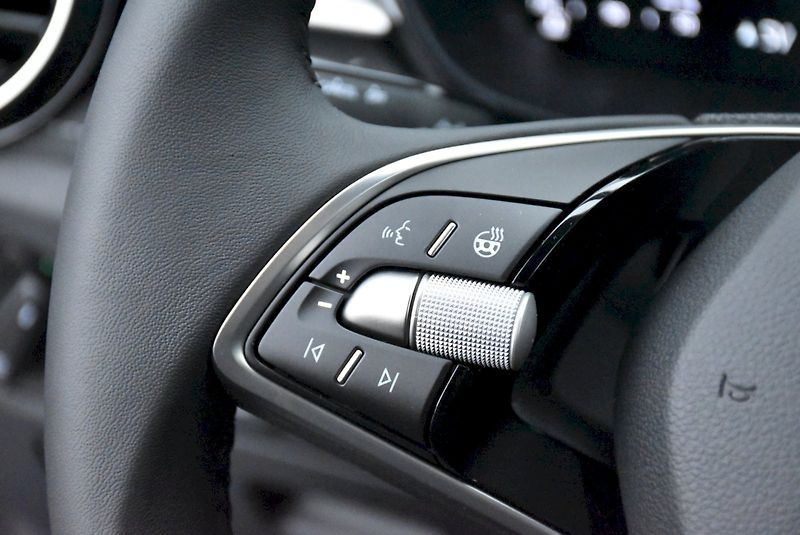 Škoda Fabia (2025) Top Selection 1,0 TSI 70 kW 5- - fotka 16 z 26