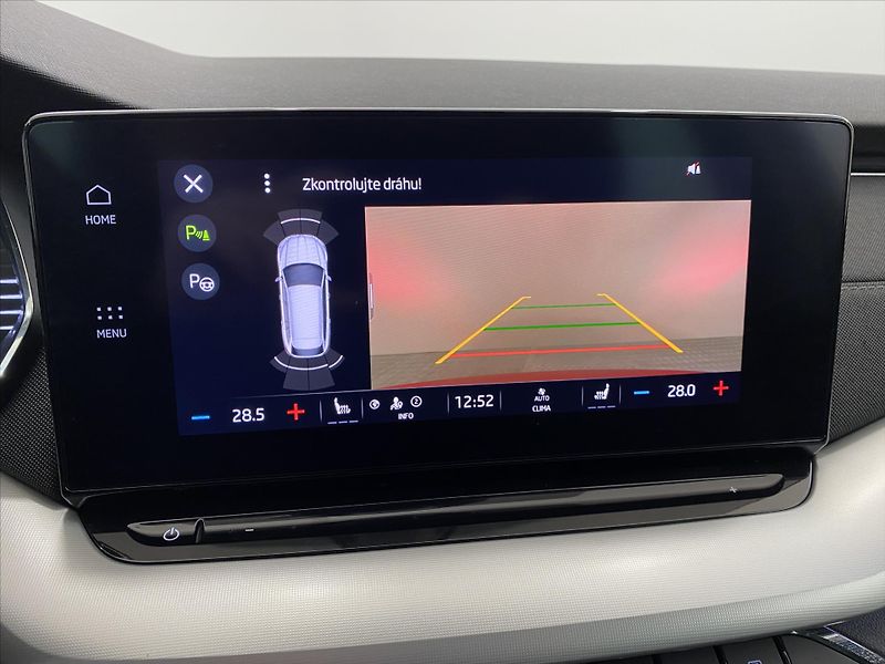 Škoda Octavia 2,0 TDI DSG 110kW Style Plus - fotka 15 z 25
