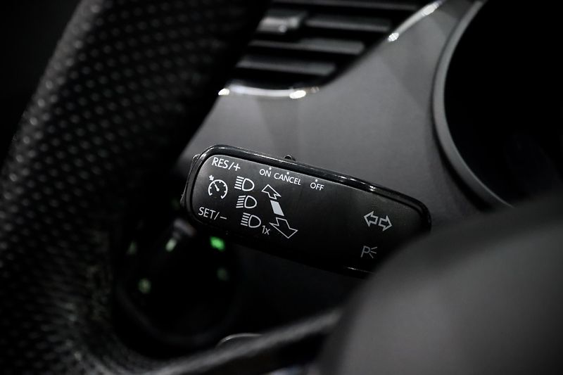 Škoda Octavia 3 FL Combi 1.4 TSI 110 kW DSG - fotka 29 z 32