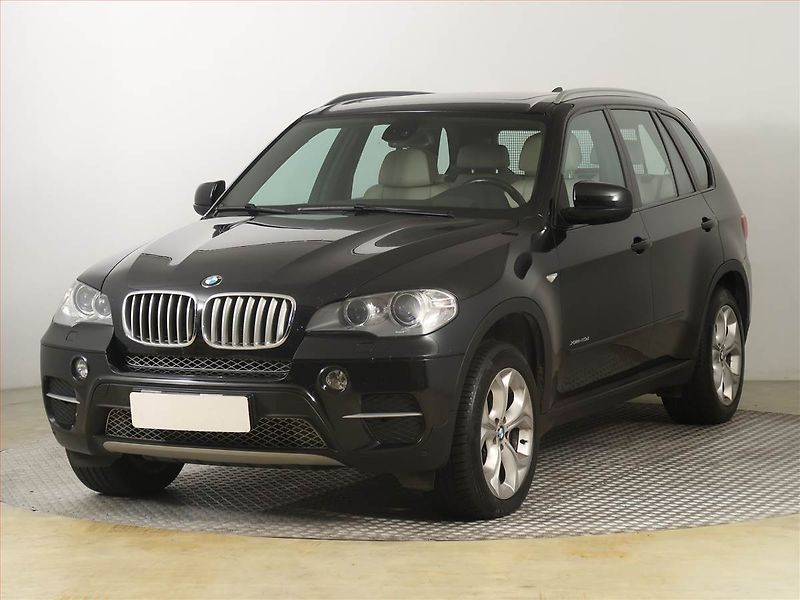BMW X5 (2013) xDrive40d, 4X4, Automat, Kůže - fotka 2 z 31