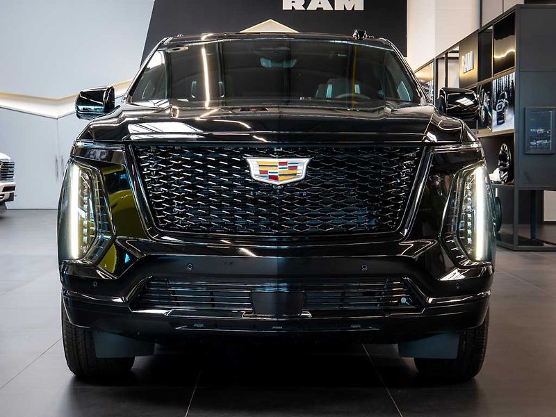 Cadillac Escalade (2026) 6.2 V8 Sport Platinum 2026 - fotka 11 z 46